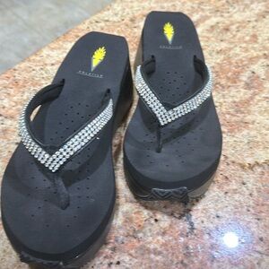 Black sandals with a bling!